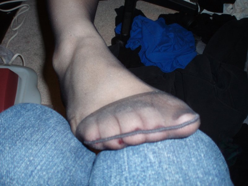 pantyhose2