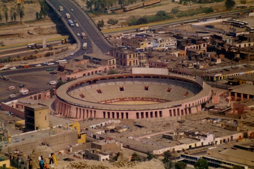 Vista a�rea de la Plaza Firme de Toros de Acho