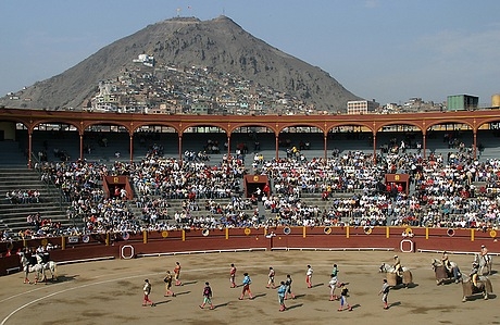 El Pase�llo de las Cuadrillas en la Plaza Firme de Toros de Acho