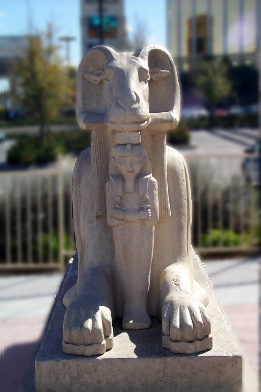 LUXOR III