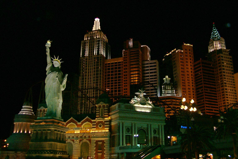 NY-NY Skyline from MGM