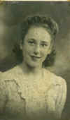 Mum as a Teenager.jpg (209841 bytes)