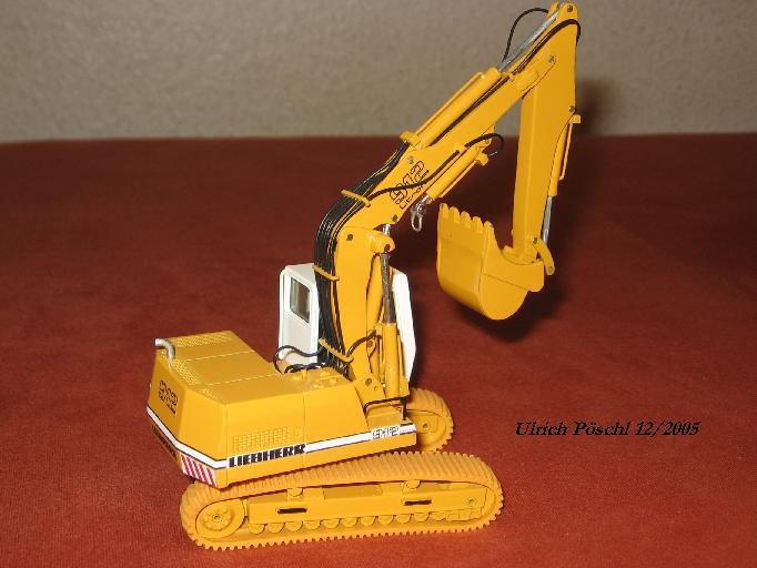 R 912