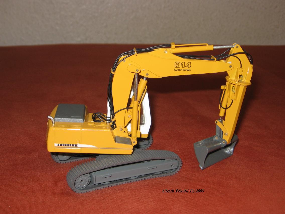 R 914