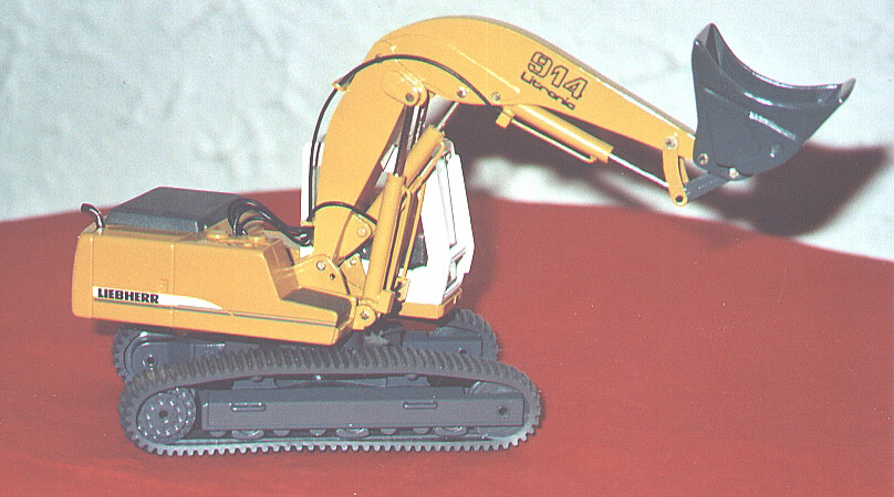 R 914