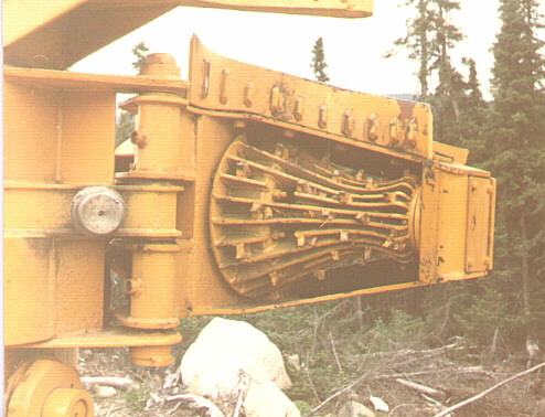R 925