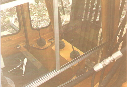 R 925