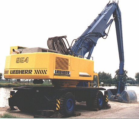 A 954 J. Bakker