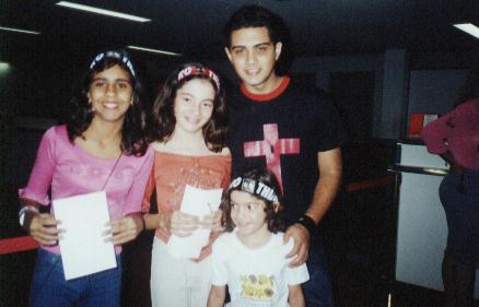 Thiago e sobrinhas da Lucia