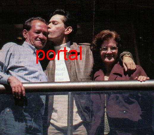Leandro e pais Avelino e Carmem