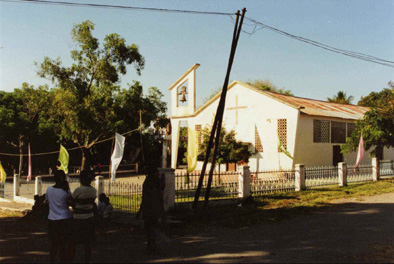 Liqui�a_Igreja1.JPG (204319 bytes)