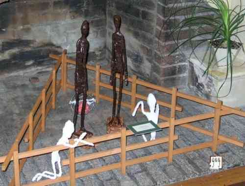 Gd Entre nous sculpture
