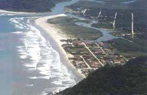 Vista a�rea Praia do Guara�