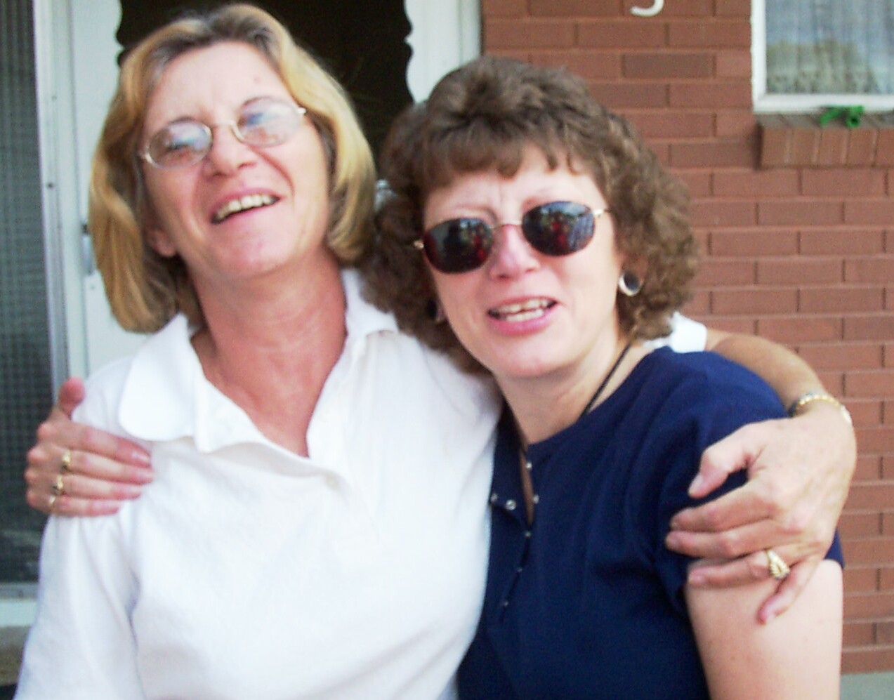 Cuz'ns, Bonnie and Kathy