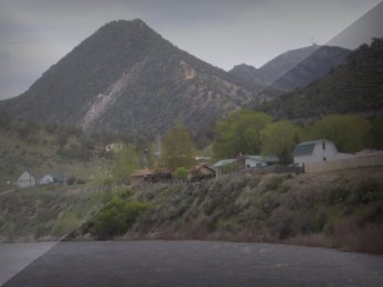 Homes along the Colorado River
