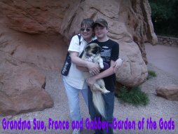 Grandma Sue, France and Gabs at Garden of the Gods