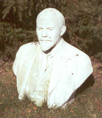 One small Lenin, now gone, Forest Museum