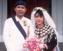 Du Peter Brang Seng and His Beloved One at Wedding