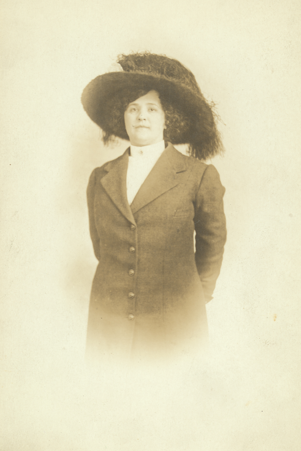 Cora McMains