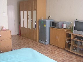 studio (31 m2, 8th floor)