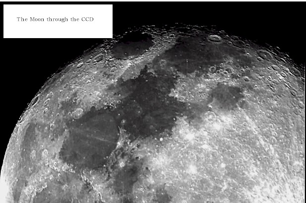Moon.JPG (73822 bytes)