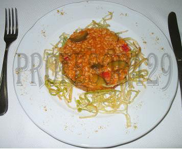 Arroz con calabac&iacute;n y crujiente de puerro