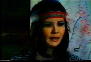 Chang Ling, misus her Wolf Woman drag.