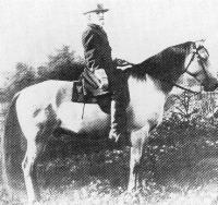 Il generale Robert E. Lee fotografato sul suo cavallo Traveller