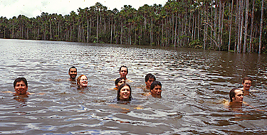 sachaswim1.JPG (141855 bytes)