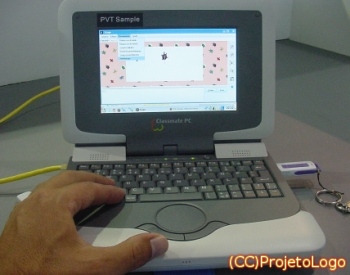 xLogo rodando no Classmate com Linux da Metasys