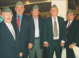::.. Promo 54 - Ex alumnos de La Salle se divirtieron en grande ..::