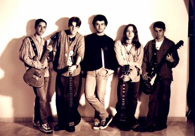 Foto que aparecia en los primeros carteles de la banda.