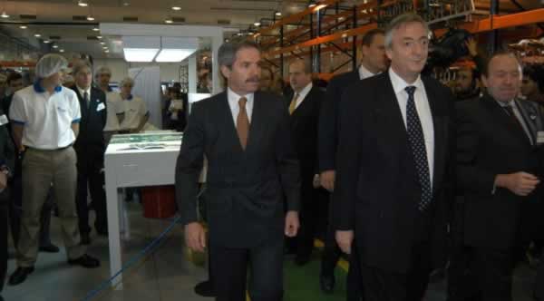 www.rentas.gba.gov.ar,www.afip.gov.ar,monotributo,Argentina,ley,legislacion,boletin oficial,Afip,empresas,industrias,regimenes,inscripciones,reempadronamientos,plazos,terminos,bajas,altas,formularios,agencias,categorias,ingresos,contribuyentes,consultas,preguntas,respuestas,buenos aires,monotributistas,Diario Accion de General Rodriguez, politica, actualidad, noticias e informacion, personalidades e instituciones, policiales, galerias de fotos; historia de General Rodriguez, sus origenes, edificios, estancias, habitos y costumbres, anecdotas, comercios e industrias, los fundadores, antiguas instituciones, fotos e imagenes; suplementos especiales: la crisis politica, economica y social de la Argentina, los acontecimientos de Diciembre de 2001, articulos y entrevistas; Emigracion: toda la informacion destinada a aquellos que desean emigrar, radicarse o estudiar en el exterior, visas, pasaportes, consejos, guias, informacion util, links; Trueque: novedades e informacion, links, estructura del trueque; el casamiento de Maxima Zorreguieta y el principe Guillermo Alejandro de Holanda; Guerra de Afganistan: galeria de imagenes e informacion sobre la primera guerra del siglo XXI; la guerra de Irak, Bagdad, Georges W. Bush, Saddam Husseim, el atentado a las torres Gemelas de Nueva York, las twin towers, el 11-s, y descripcion del hecho que conmovio al mundo; Empleo: consultoras, clasificados, agencias de empleo, consejos e informacion util, curriculum vitae, como confeccionarlos, noticias de actualidad; 
Los numeros de la crisis: Las consecuencias de la crisis politica, economica y social; estadisticas, pobreza, desnutricion, salud y asistencia; noticias regionales y provinciales, columnas y editoriales; informacion para negocios: pymes, links, empresas y negocios; Agenda Cultural con toda la informacion de cursos, universidades, talleres, escuelas y oportunidades, exposiciones de arte de la region; buscadores en Internet, Enlaces: links a los mejores sitios de educacion, cultura, arte, biografias, politica, interes general, web, Links del Diario Accion: RMS Titanic, su historia, su tragico viaje inaugural; historias, testimonios, documentos y articulos sobre el naufragio; links y sitios sobre el tema; la pelicula de Cameron, fotos e imagenes; suplementos especiales, Historia Argentina y de General Rodriguez, la llegada de la democracia en General Rodriguez, la asuncion de Juan Lumbreras como intendente en 1983, galeria de imagenes, sus palabras y los actos, su gabinete, festejos de la comunidad. Fundacion del pueblo de General Rodriguez, sus instituciones y personalidades relevantes, arquitectura y edificios, comercios e industrias, sus comienzos, estancias, inmigraciones italianas, espa&ntilde;olas, vascas e irlandesas, anecdotas y efemerides, sus hombres ilustres, el Hospital Vicente Lopez y Planes, su fundacion por las Damas de Beneficencia, el hundimiento del crucero General Belgrano, testimonios de ex combatientes y tripulantes, su comandante Hector Elias Bonzo, fotos e imagenes, recuerdos y homenajes, historia de la familia Bonzo de General Rodriguez, entrevistas y articulos periodisticos. La guerra de Malvinas en el Atlantico Sur, el conflicto belico con Gran Breta&ntilde;a de 1982, politicos relevantes, Benjamin Paez y Trueba, fotos antiguas de familias fundadoras, galerias de imagenes de pobladores, recorrida virtual por el antiguo General Rodriguez, el paso de la Infanta en 1910, historia de La Serenisima, la familia Mastellone, La Choza, Bernardo de Irigoyen, peronismo y radicalismo y muchisimo mas
