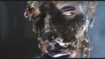 Zombi muy maquillado