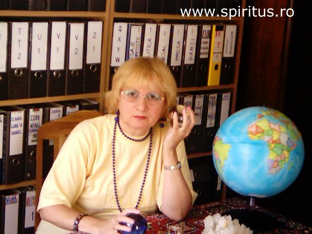 Prof. Nina Petre - medium, parapsychologist, psychic detective, spiritual counsellor