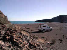 1219 south of puertecitos w.jpg (41042 bytes)