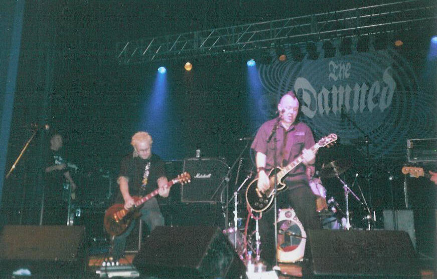 The Blunts supporting the Damned in Wolvo