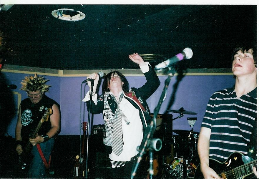 Radiation Angels wig out down the Royal George