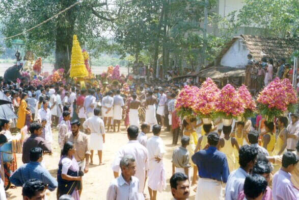 Shivaratri Khoshayatra At Alunthara
