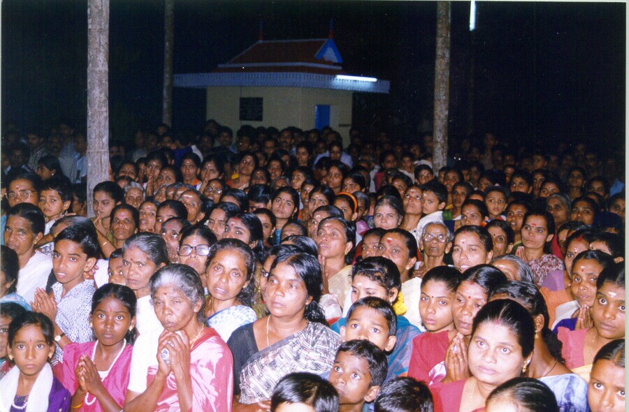 Crowd Photo