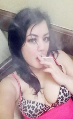 indepandent escort Gurgaon Simmi Gurgaon Call Girls