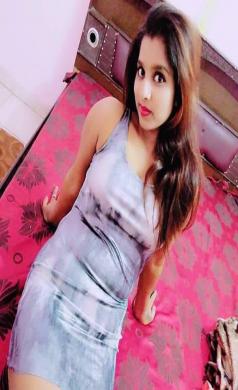 Delhi call girls Nivedita Puri Delhi Escort Girl