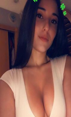 escorts Chennai Reena Roy Chennai Escort