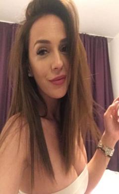 escort Mumbai Divya Sharma Mumbai Call Girls