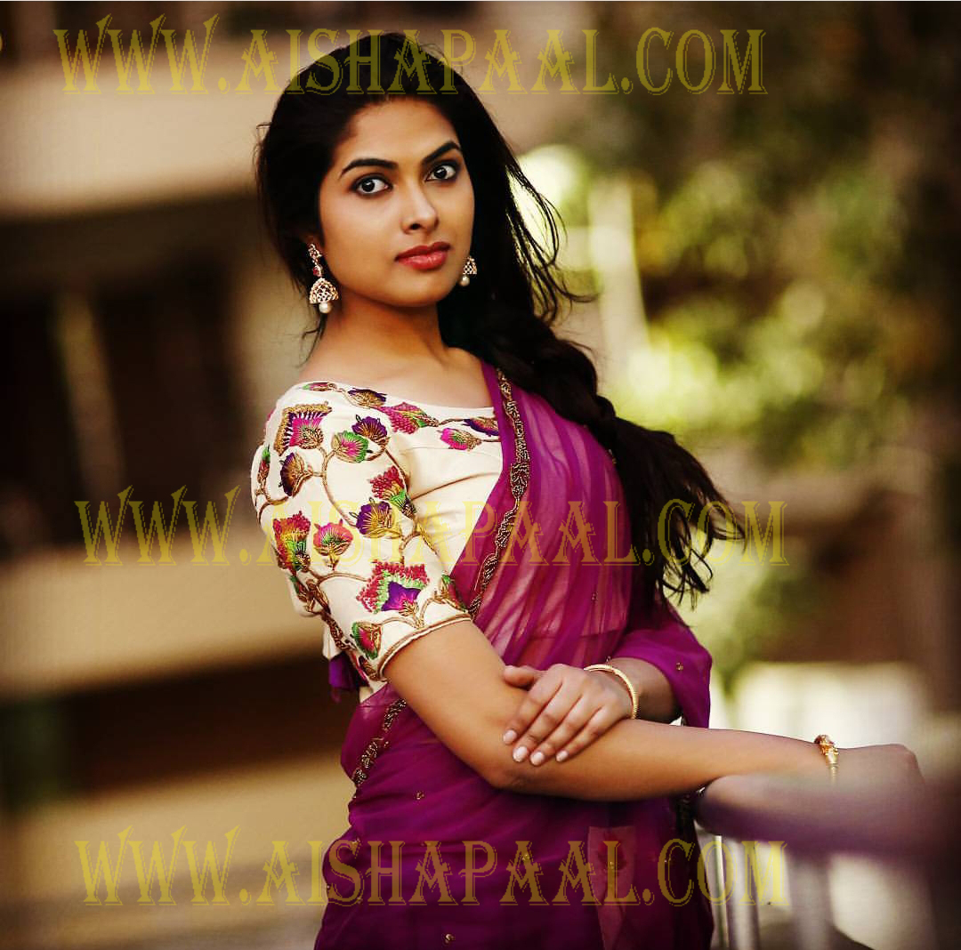 Escorts in Pune-Jhanvi