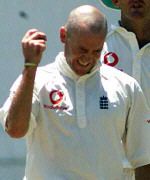Craig White celebrates the fall of de Silva 