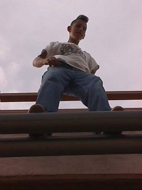 Its Willis' turn on the pipes.