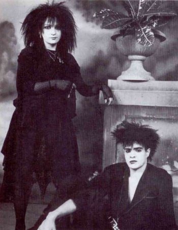 Lisa Kirkby & Jez James (Blood & Roses)