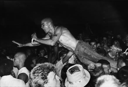 Black Flags' Henry Rollins taking a dive in 1981
