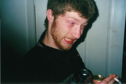 Deciding between two cans hurts Tom's brain
